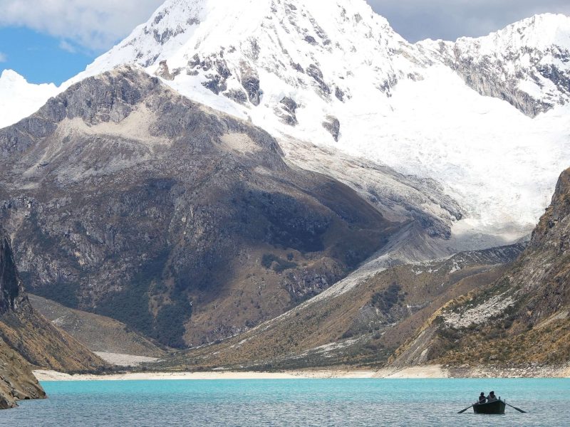 Parón Lagoon / Caraz